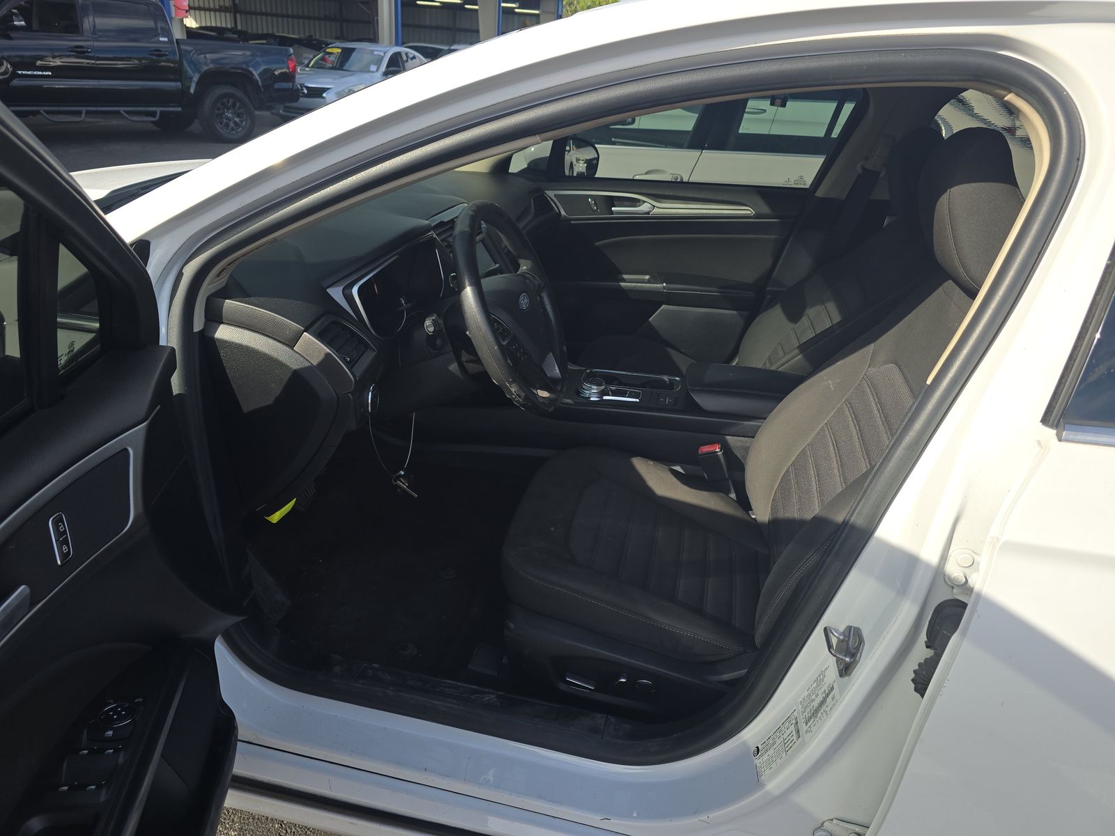 2020 Ford Fusion SE FWD