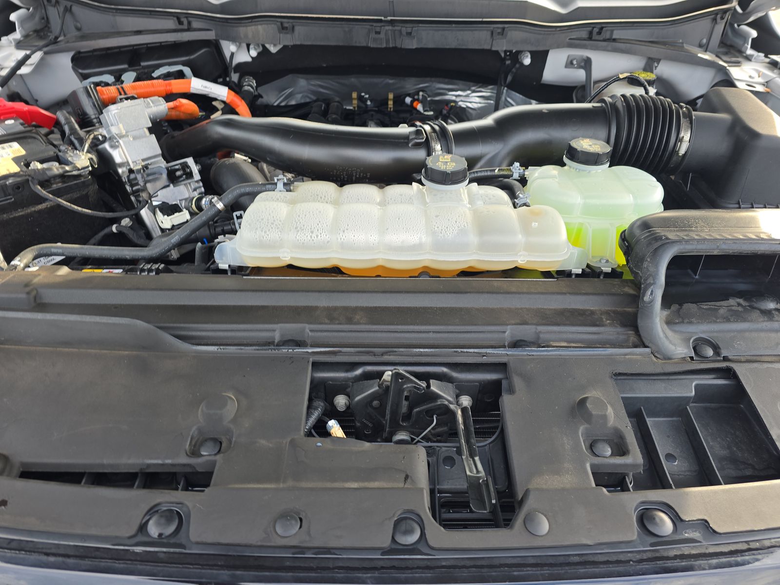 2024 Ford F-150 Hybrid XLT AWD