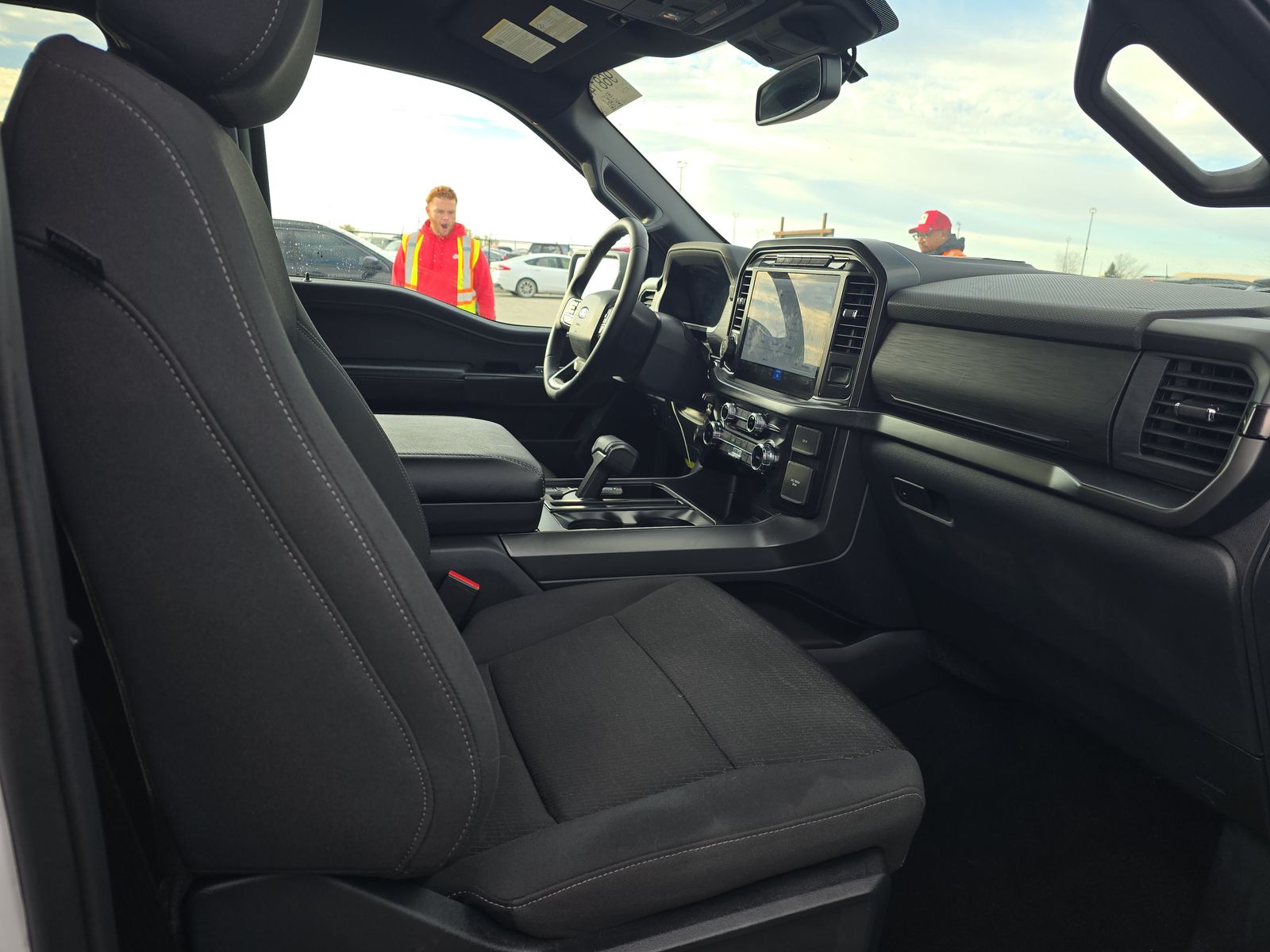 2024 Ford F-150 Hybrid XLT AWD