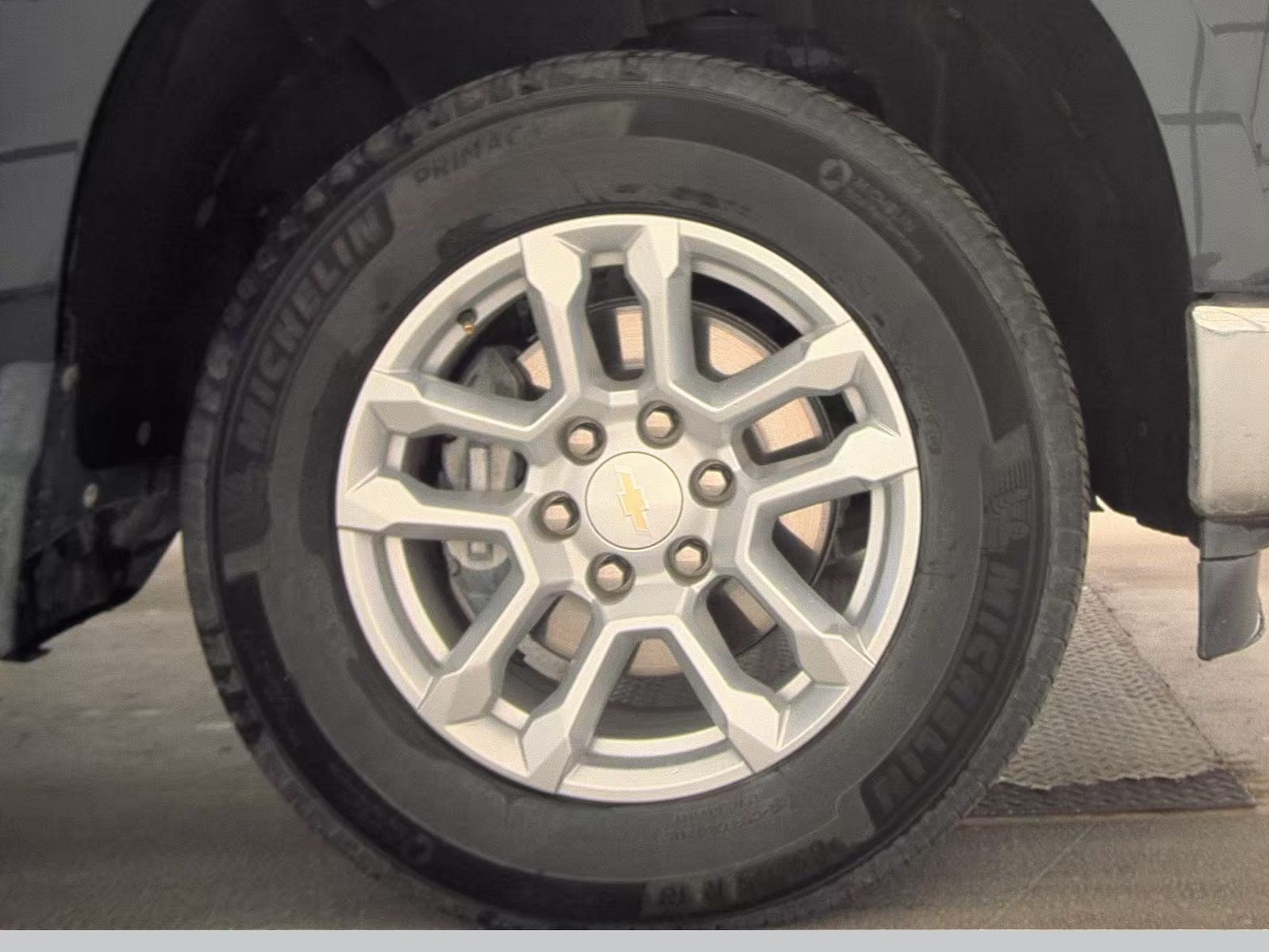 2024 Chevrolet Silverado 1500 LT AWD