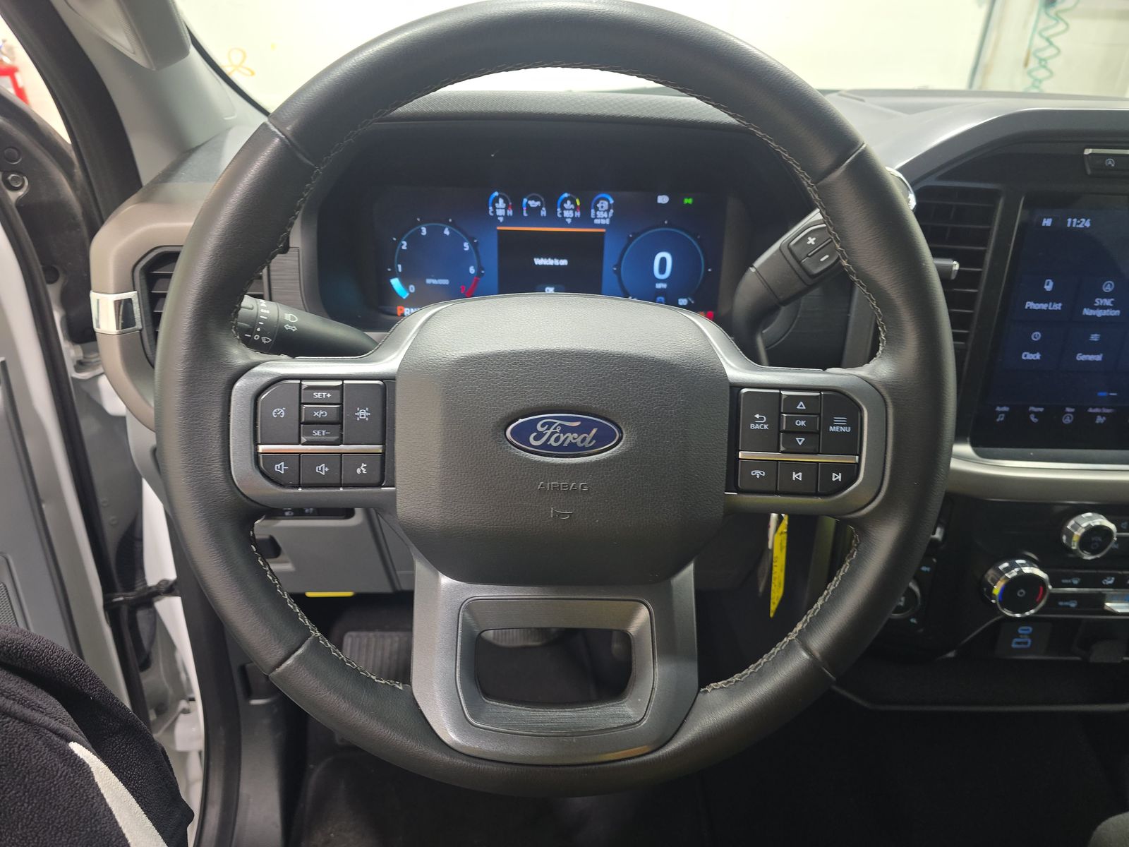 2024 Ford F-150 XLT AWD