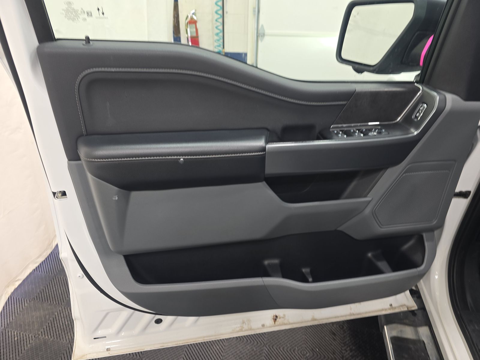 2024 Ford F-150 XLT AWD