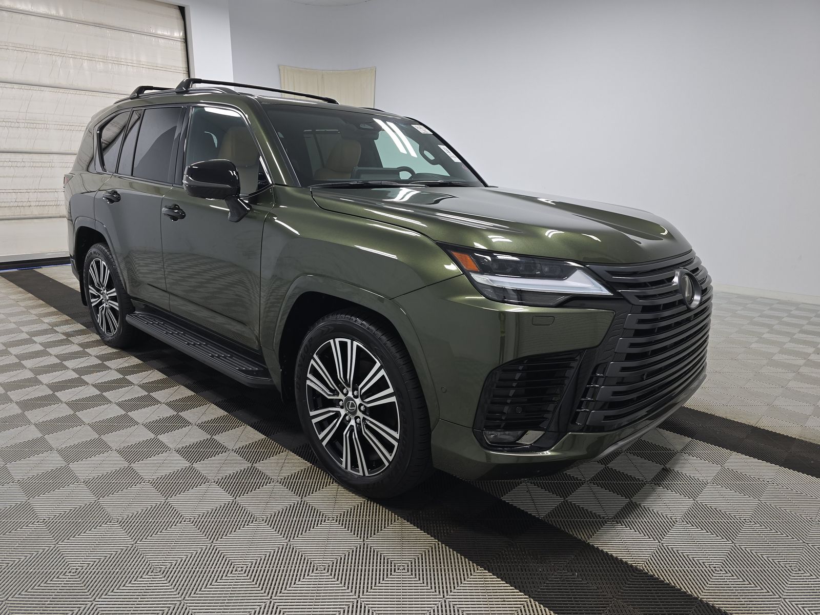 2025 Lexus LX LX 700h Luxury AWD