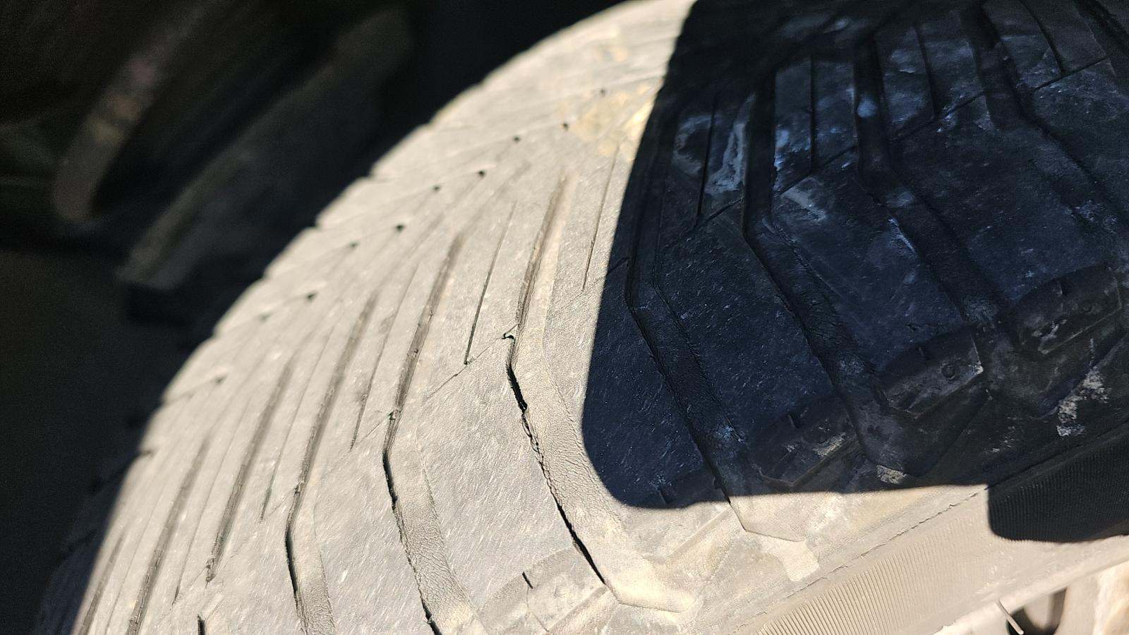 2020 Volkswagen Tiguan 2.0T SE AWD