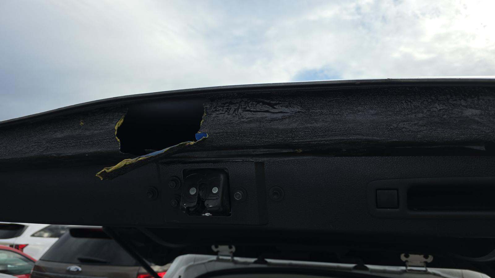 2024 Toyota Sienna LE FWD