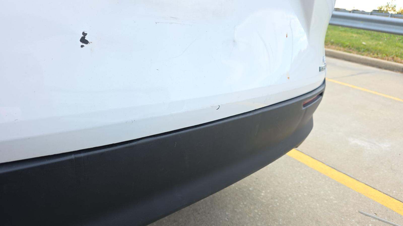 2024 Toyota Sienna LE FWD