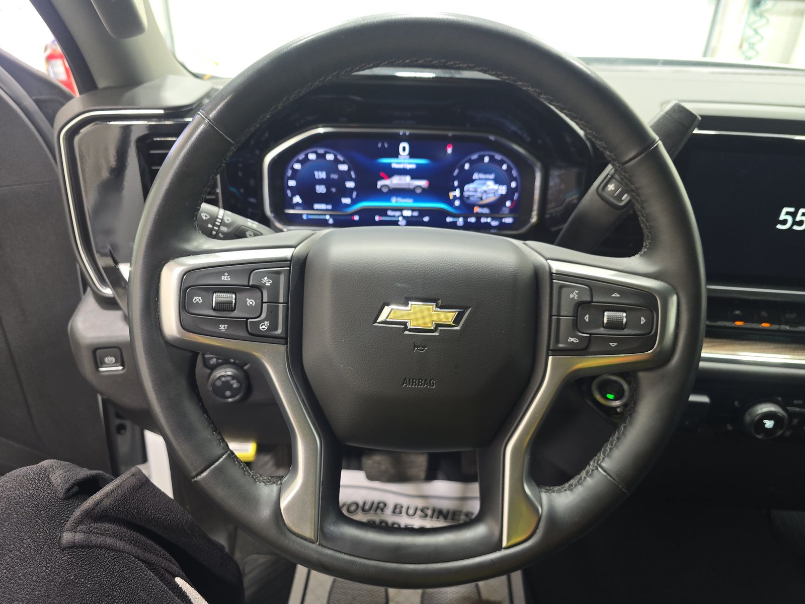 2025 Chevrolet Silverado 1500 LT AWD