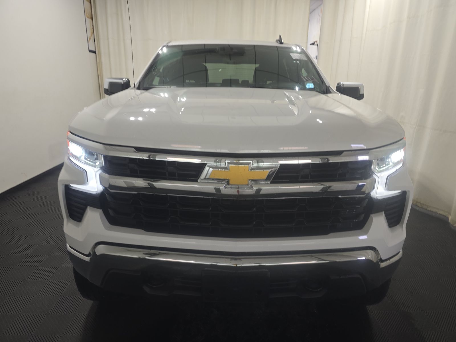 2025 Chevrolet Silverado 1500 LT AWD