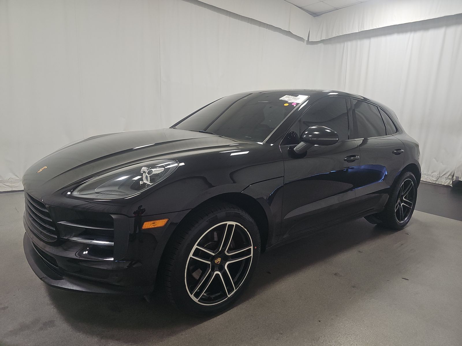 2020 Porsche Macan Base AWD