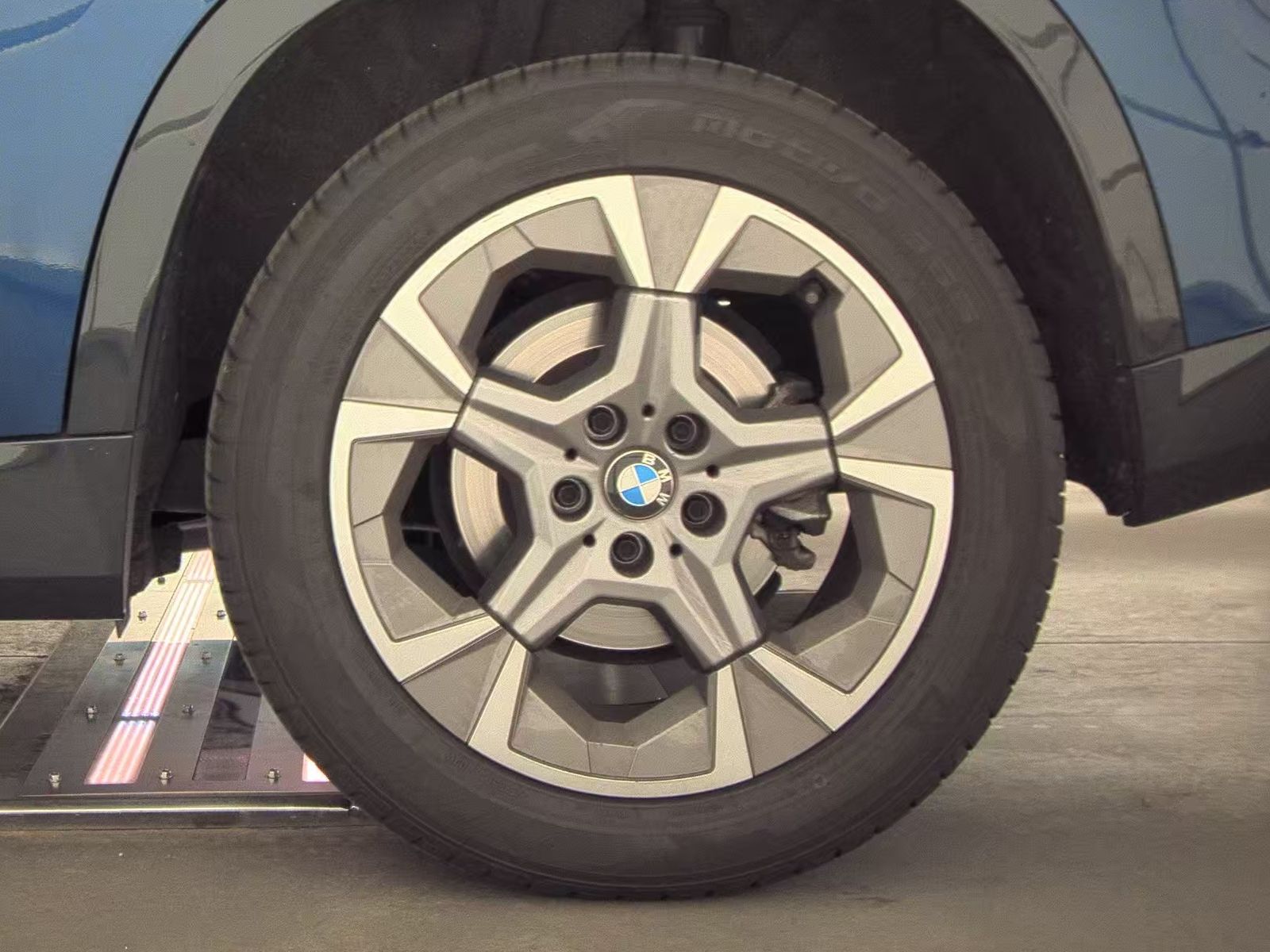 2025 BMW X1 xDrive28i AWD