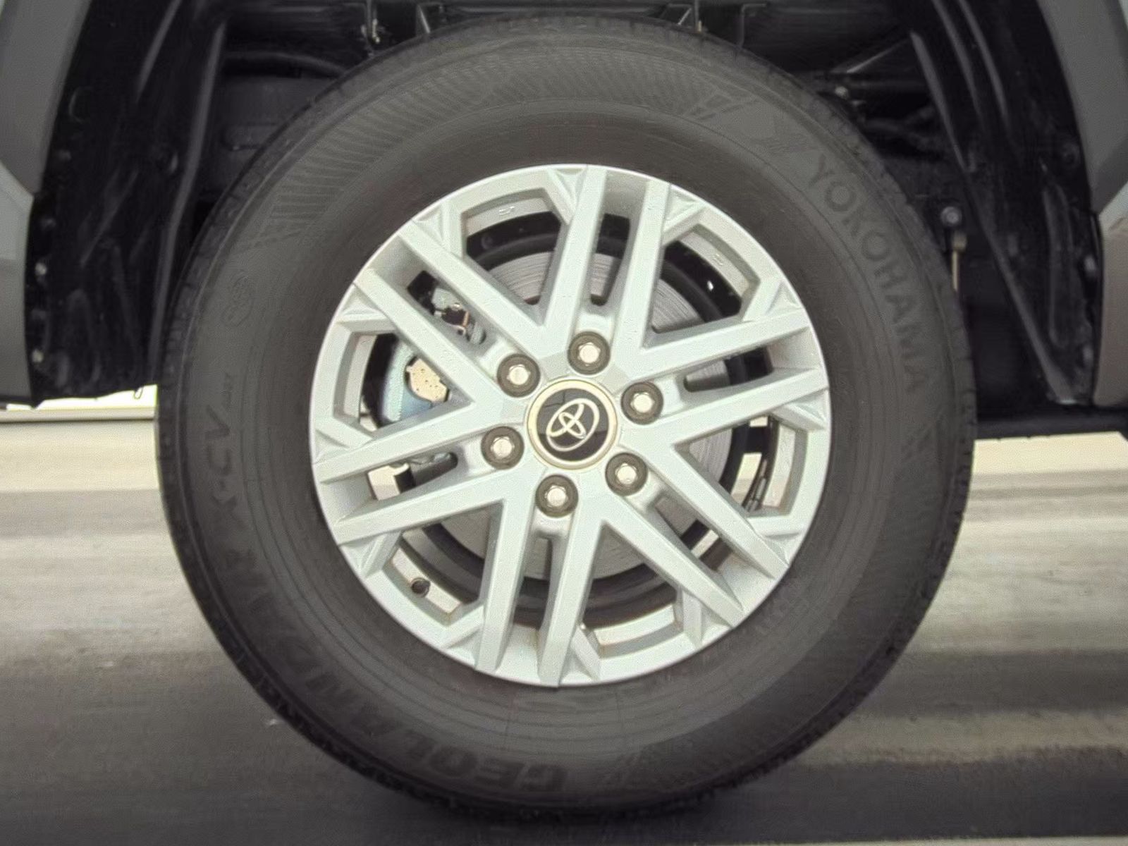 2023 Toyota Tundra SR5 AWD