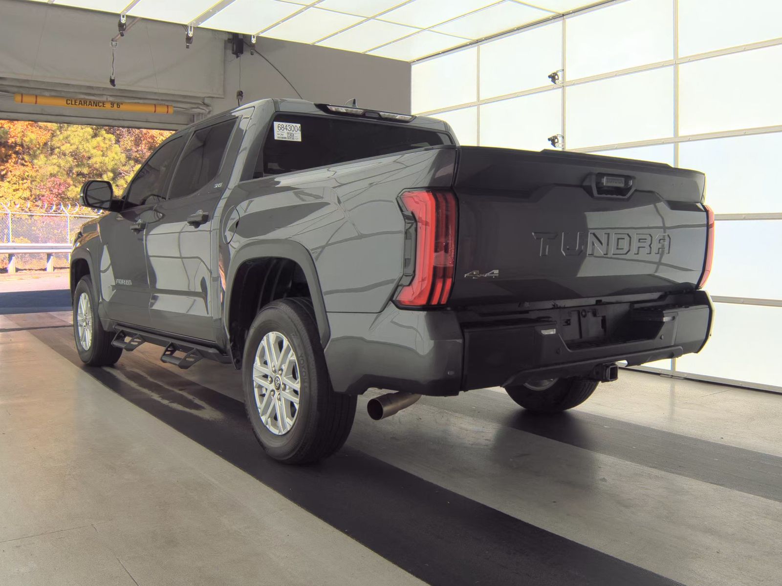 2023 Toyota Tundra SR5 AWD