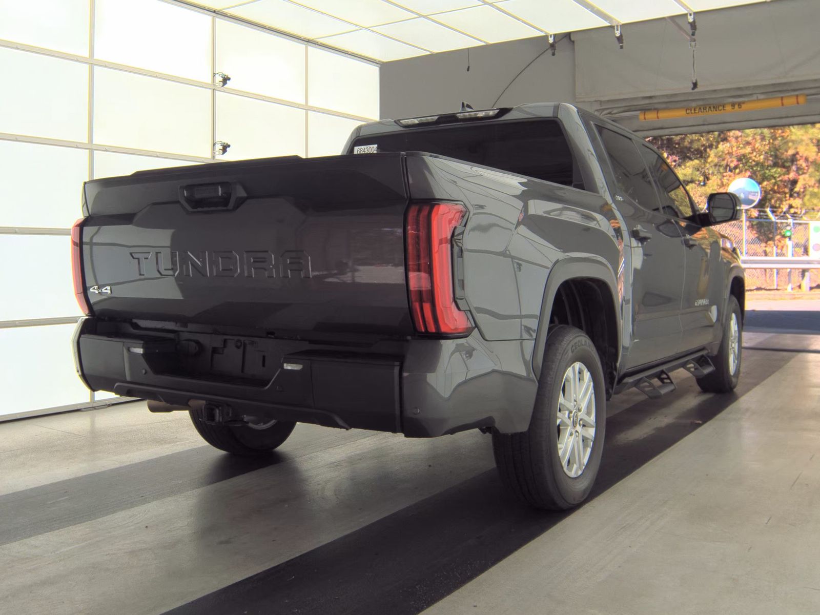 2023 Toyota Tundra SR5 AWD