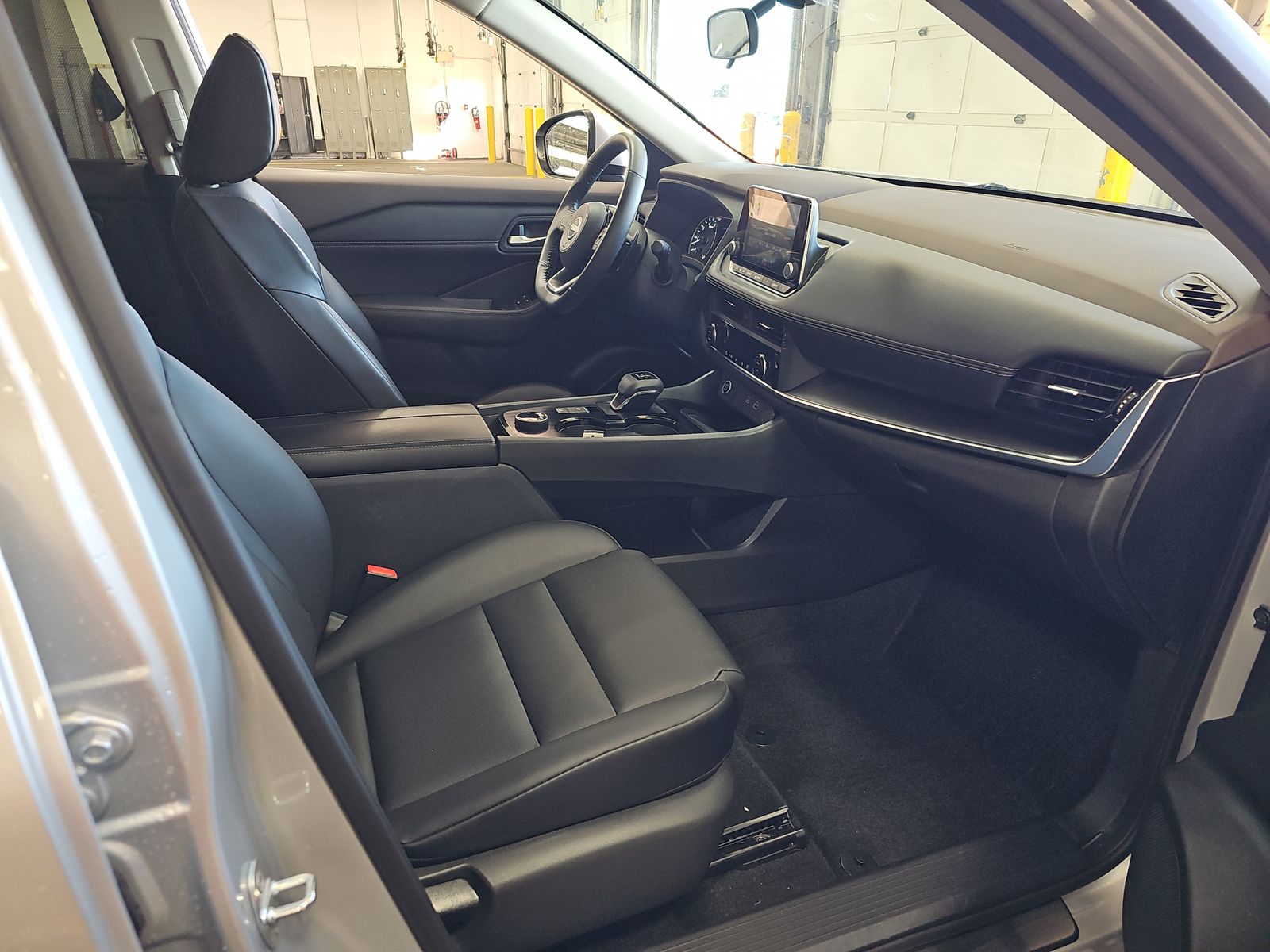 2023 Nissan Rogue SV AWD