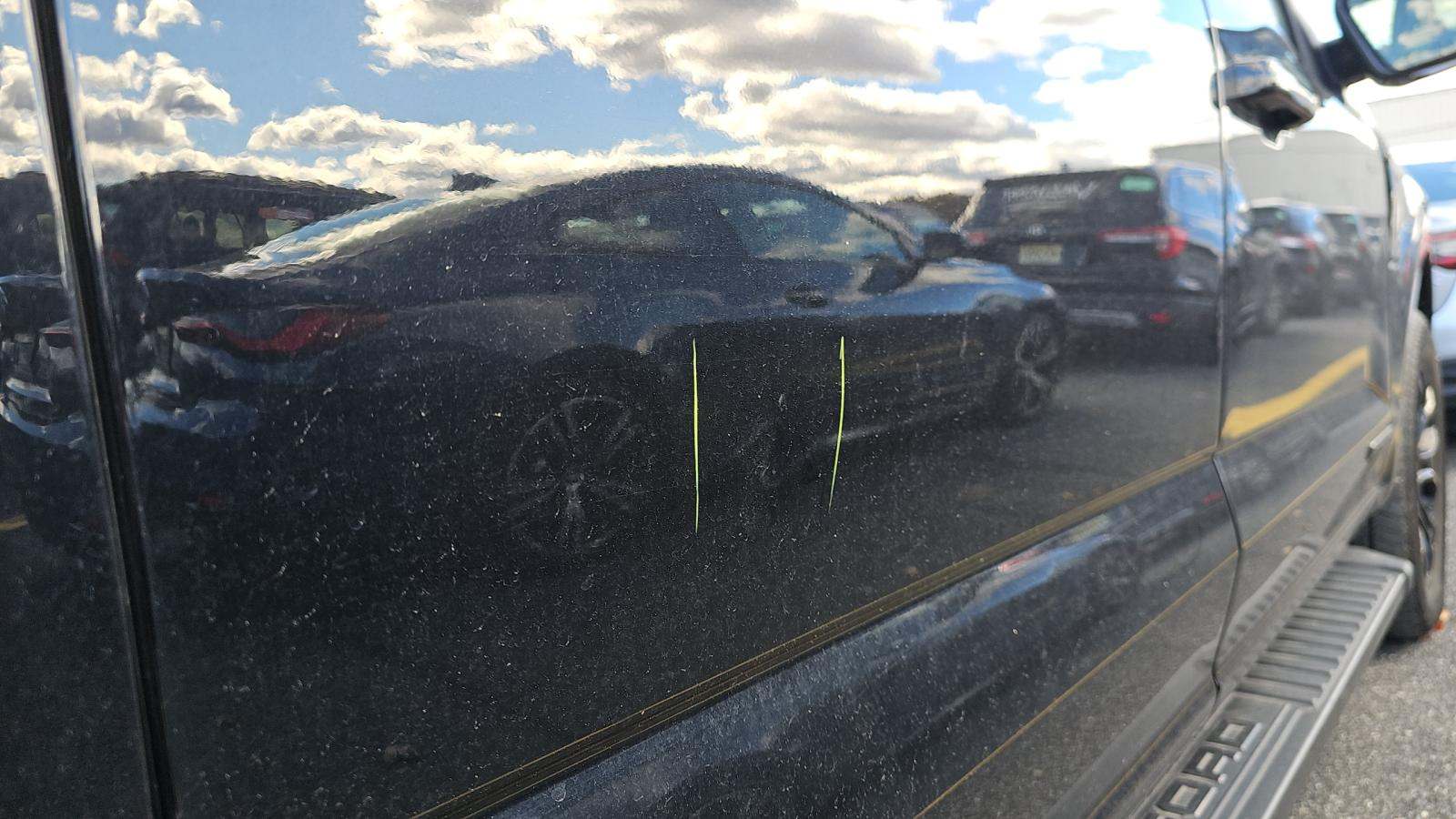 2022 Ford F-150 Hybrid Lariat AWD