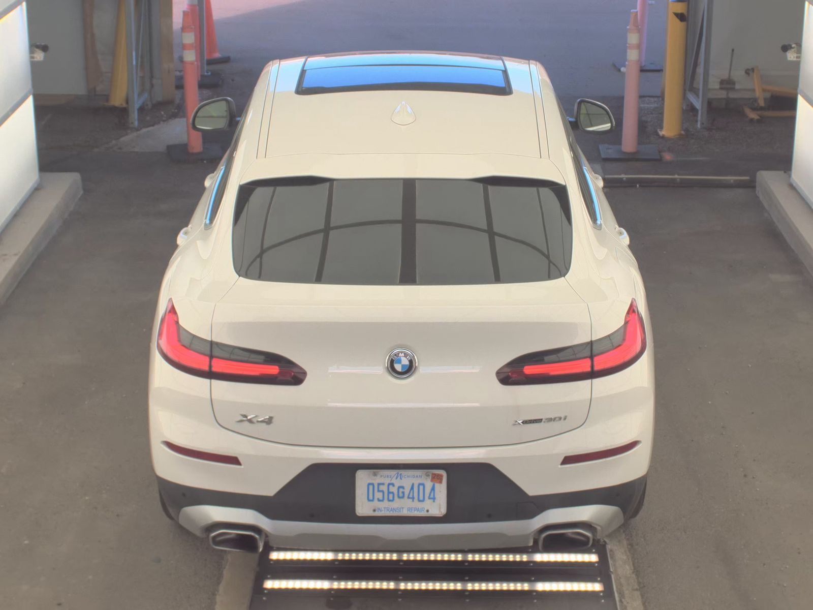 2023 BMW X4 xDrive30i AWD