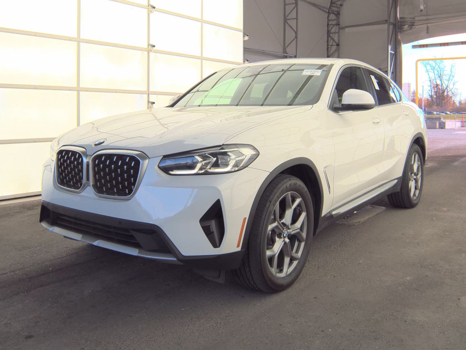 2023 BMW X4 xDrive30i AWD