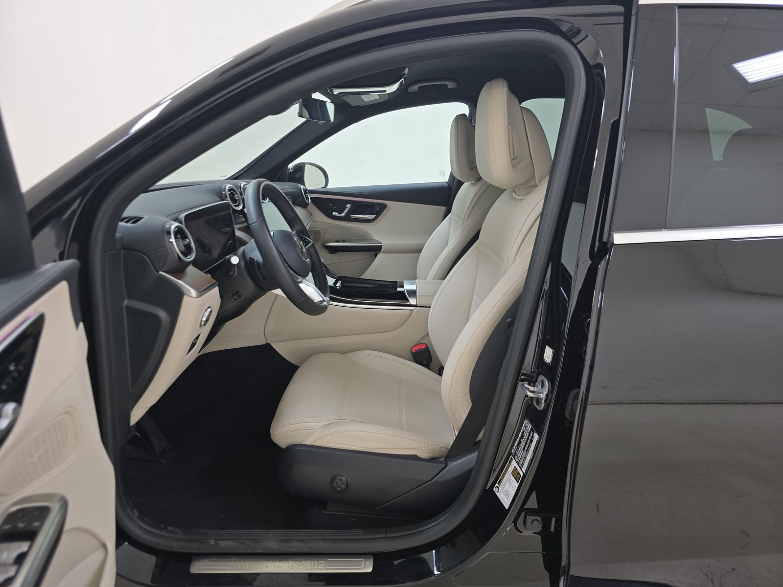 2024 Mercedes-Benz GLC GLC 300 RWD