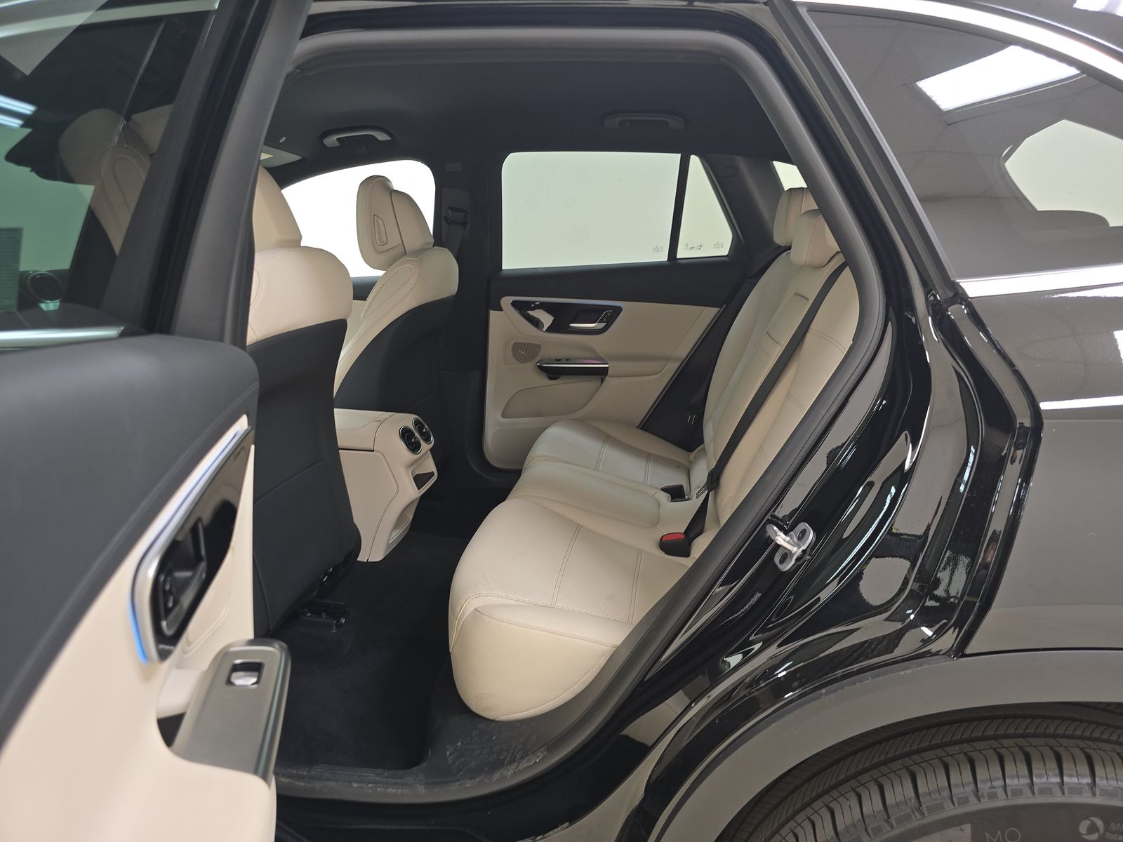 2024 Mercedes-Benz GLC GLC 300 RWD