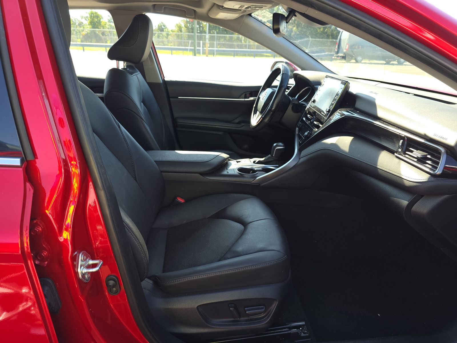 2024 Toyota Camry Hybrid XLE FWD