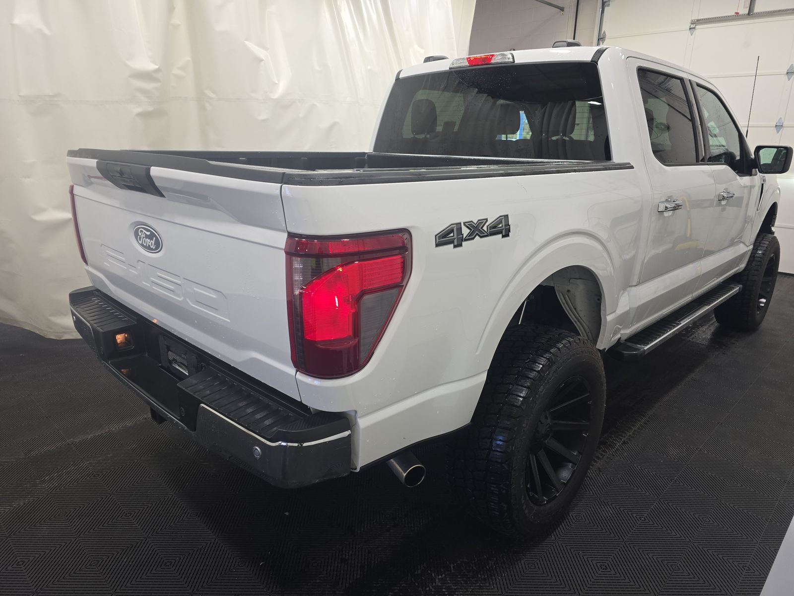 2025 Ford F-150 XLT AWD
