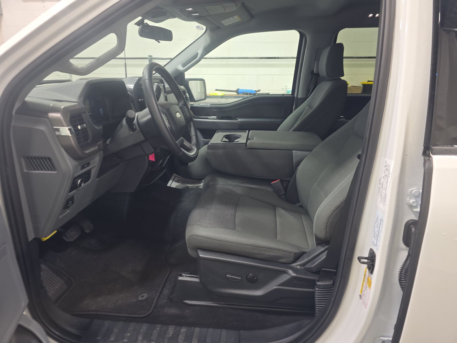 2025 Ford F-150 XLT AWD