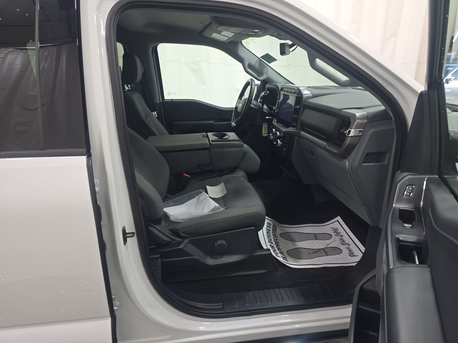 2024 Ford F-150 XLT AWD