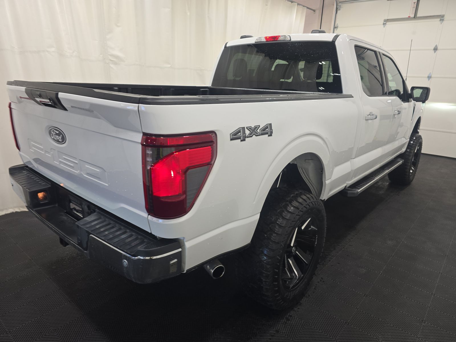 2024 Ford F-150 XLT AWD