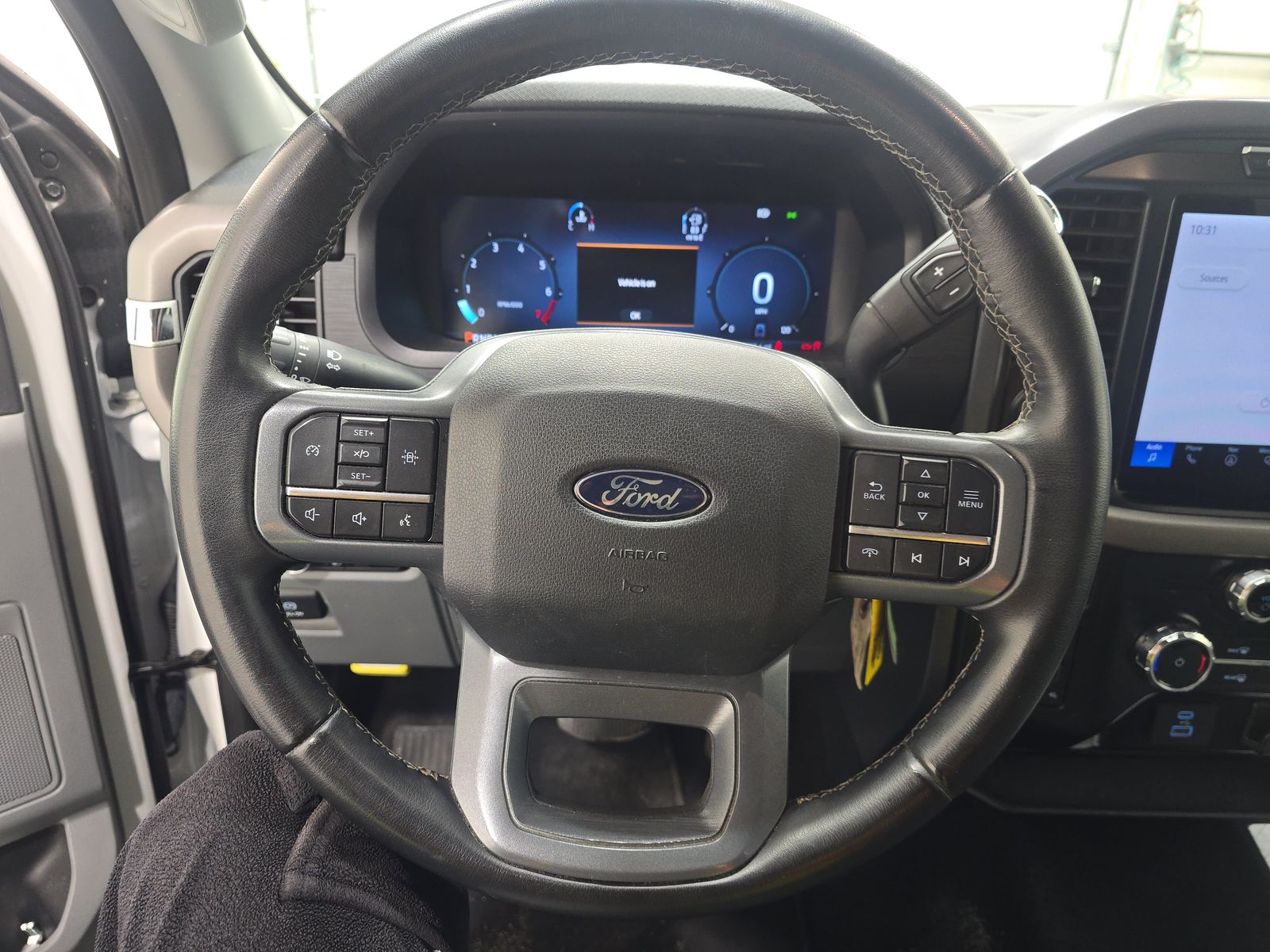 2024 Ford F-150 XLT AWD