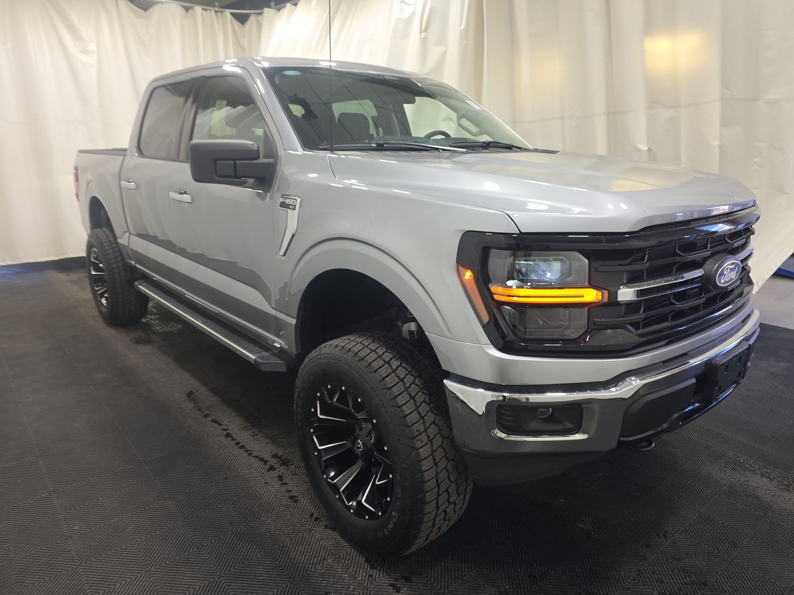 2025 Ford F-150 XLT AWD