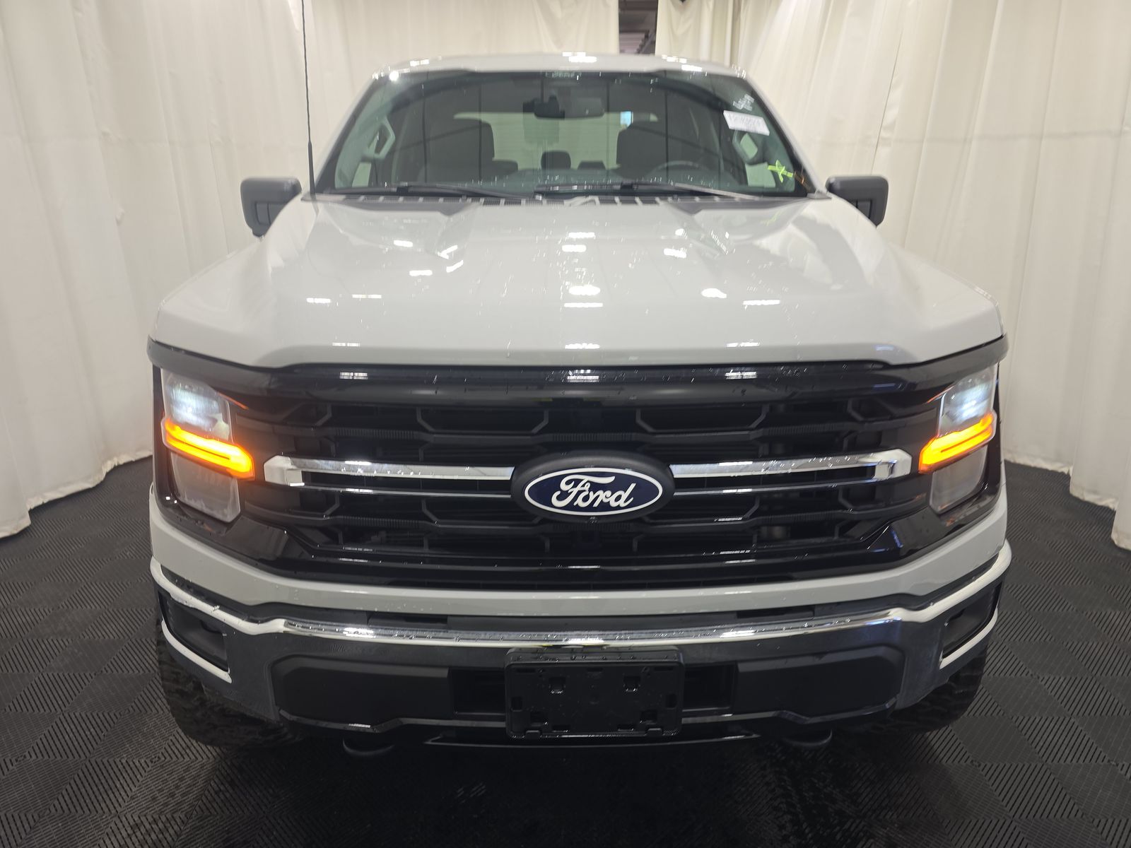 2024 Ford F-150 XLT AWD