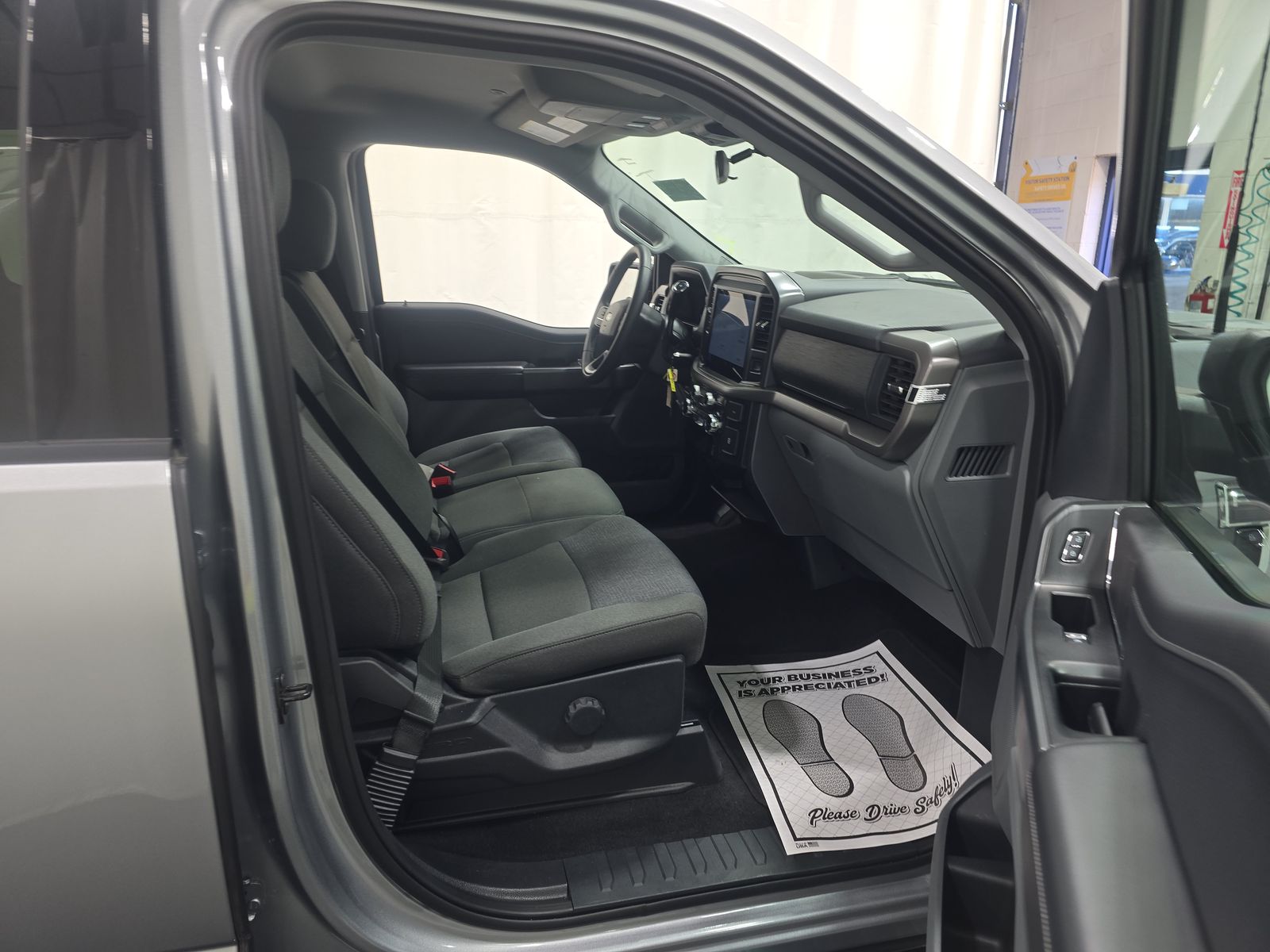 2025 Ford F-150 XLT AWD
