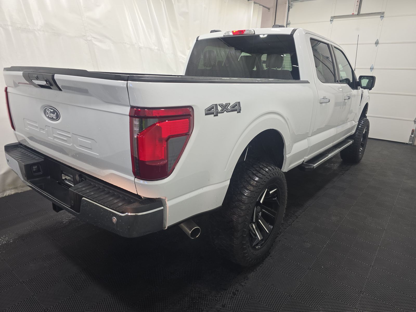 2024 Ford F-150 XLT AWD