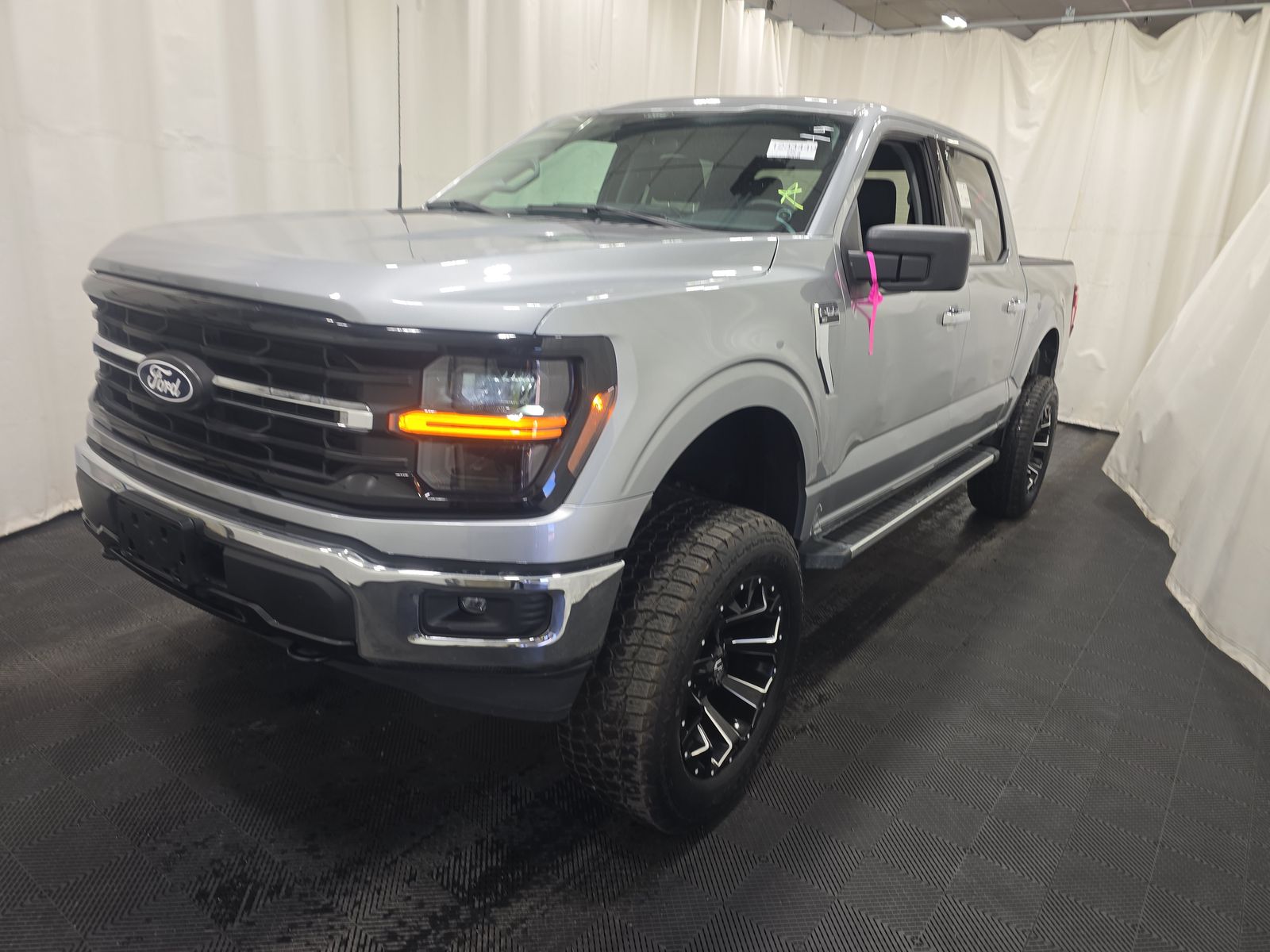 2025 Ford F-150 XLT AWD