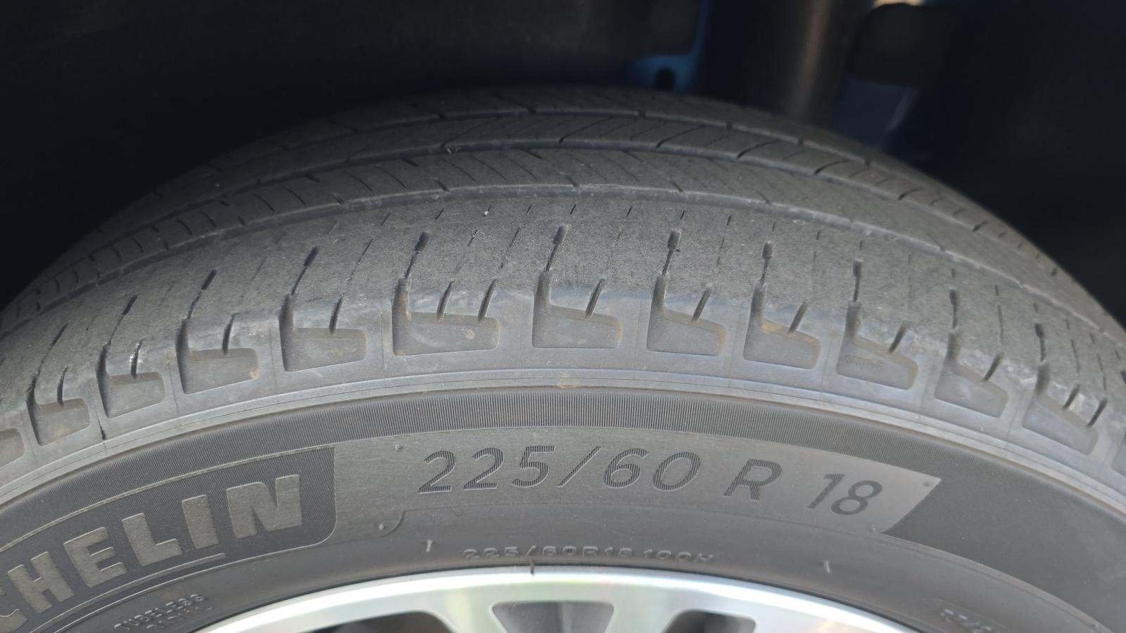 2022 Ford Escape Hybrid SEL FWD