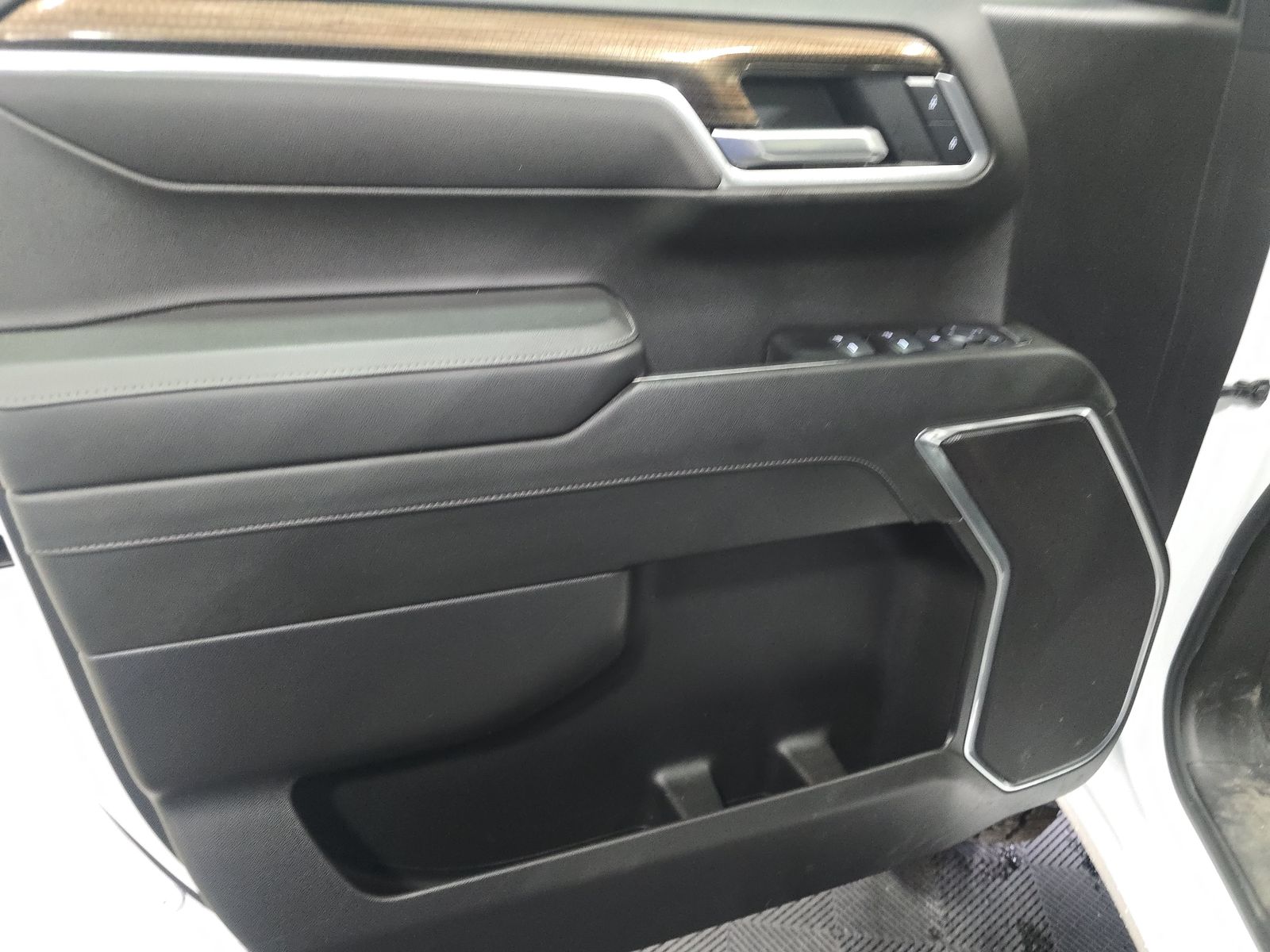 2025 Chevrolet Silverado 1500 LT AWD