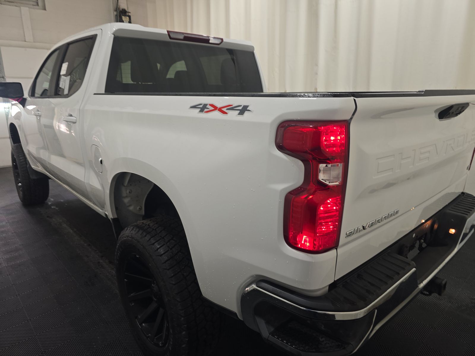 2025 Chevrolet Silverado 1500 LT AWD