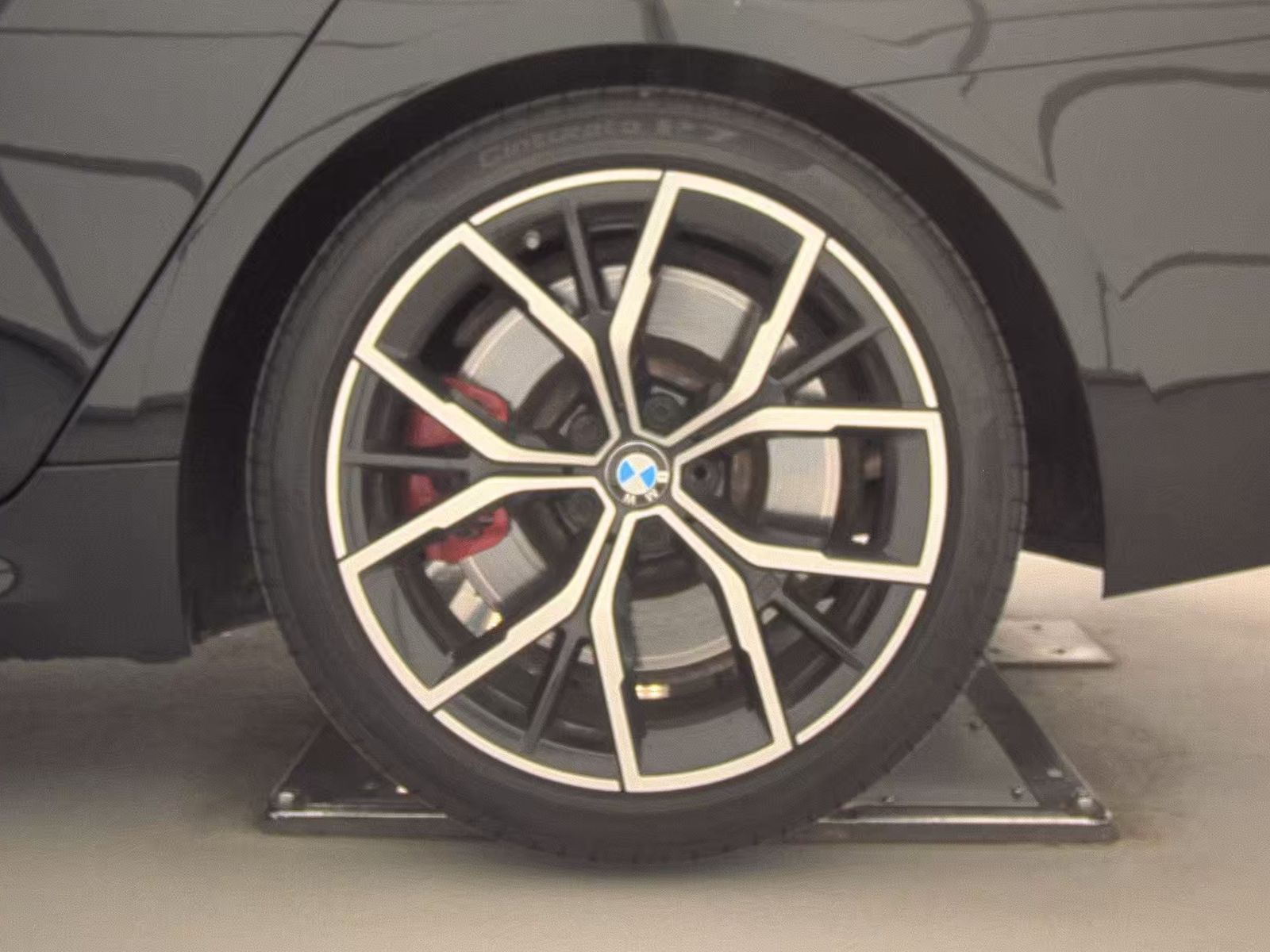 2023 BMW 5 Series M550i xDrive AWD