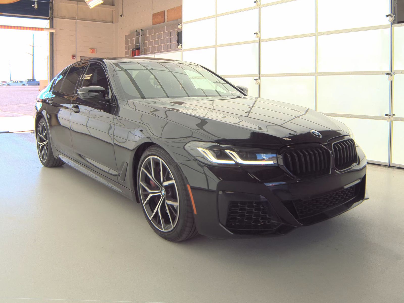 2023 BMW 5 Series M550i xDrive AWD