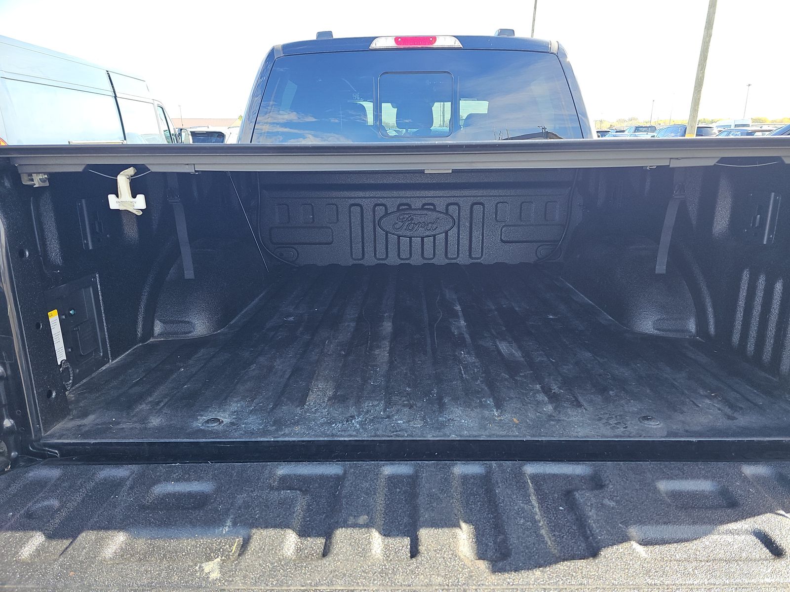 2022 Ford F-150 Hybrid Lariat AWD