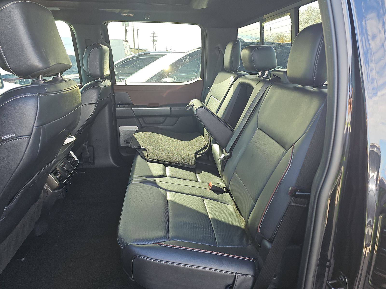 2022 Ford F-150 Hybrid Lariat AWD