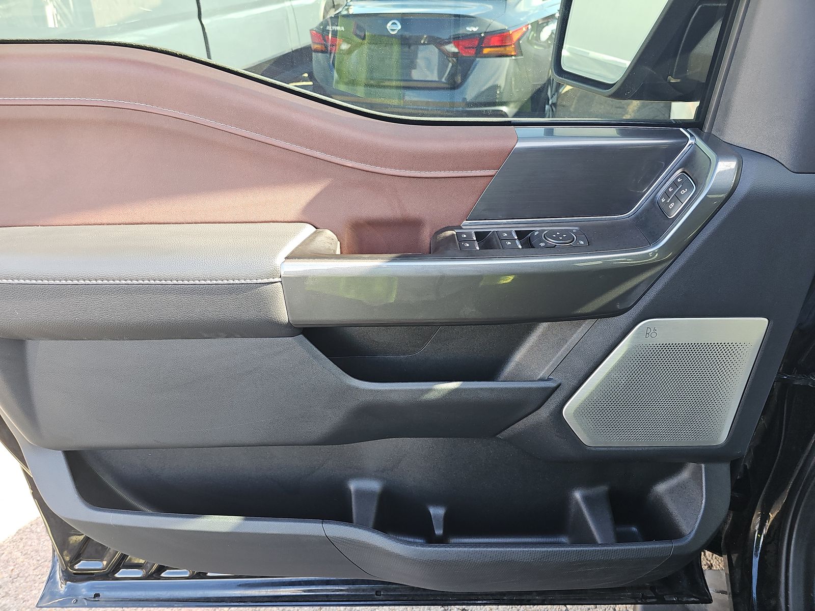 2022 Ford F-150 Hybrid Lariat AWD