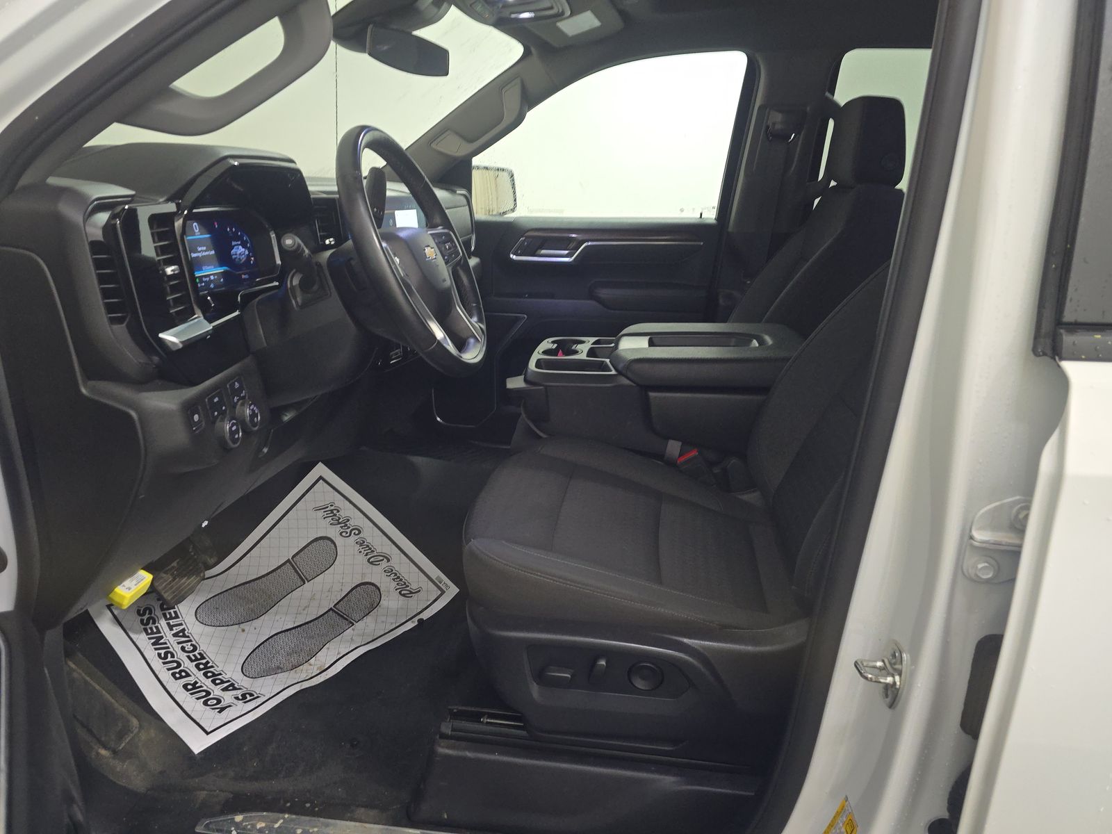 2025 Chevrolet Silverado 1500 LT AWD