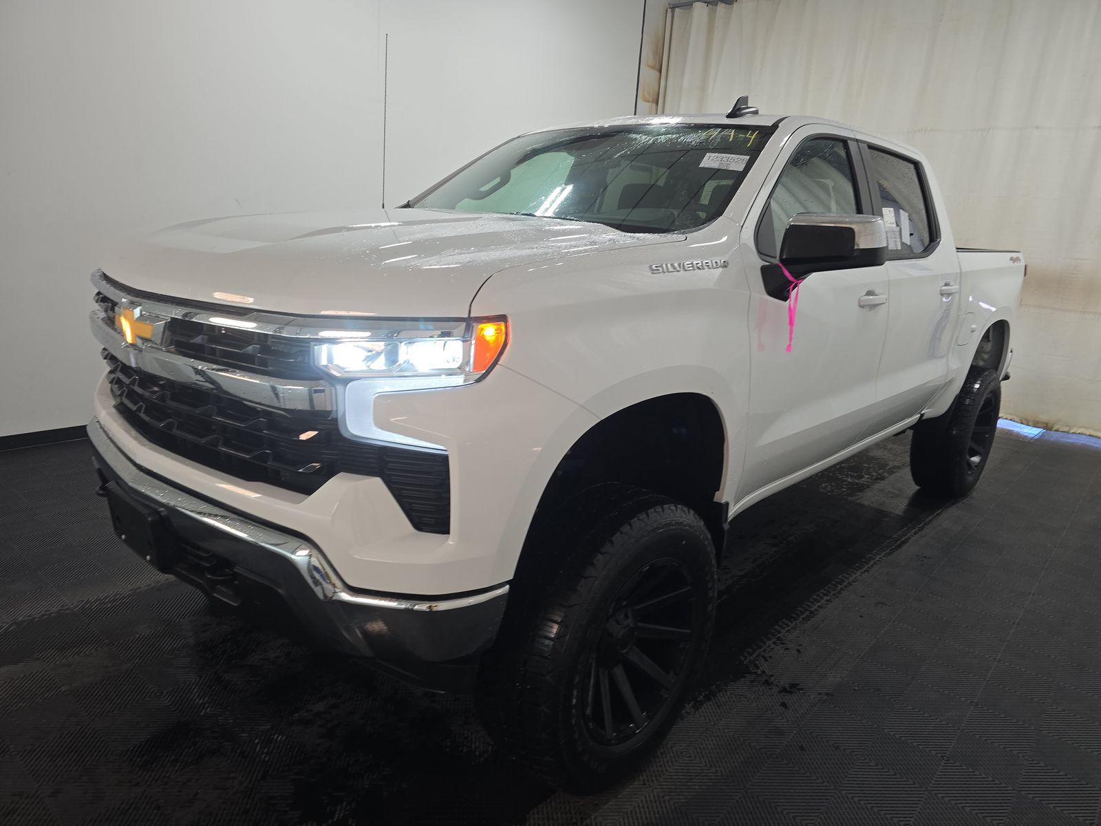 2025 Chevrolet Silverado 1500 LT AWD