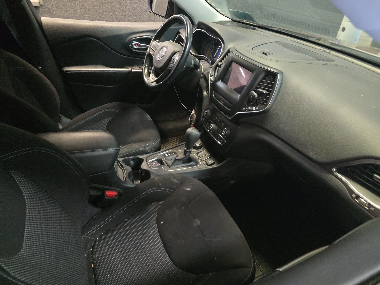 2020 Jeep Cherokee Latitude AWD