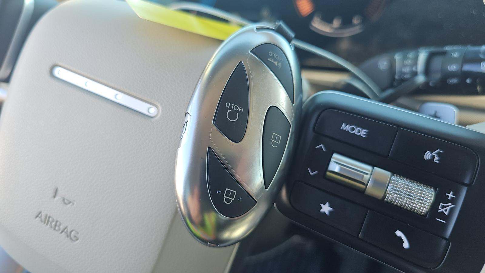 2025 Hyundai Santa Fe SE FWD