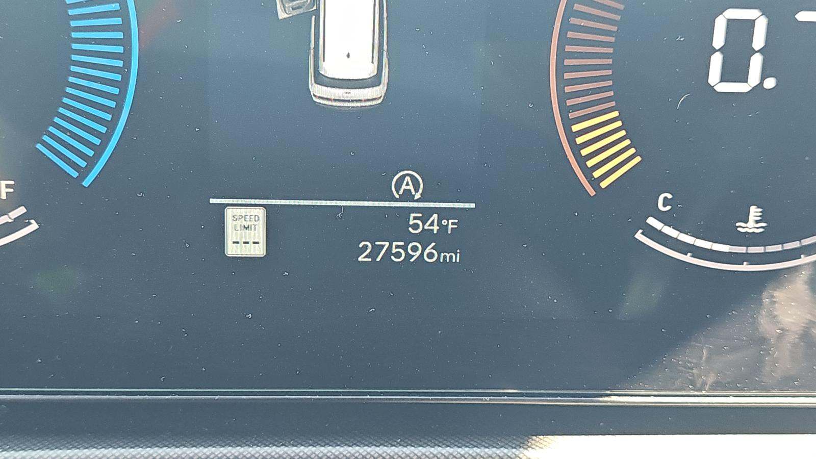 2025 Hyundai Santa Fe SE FWD