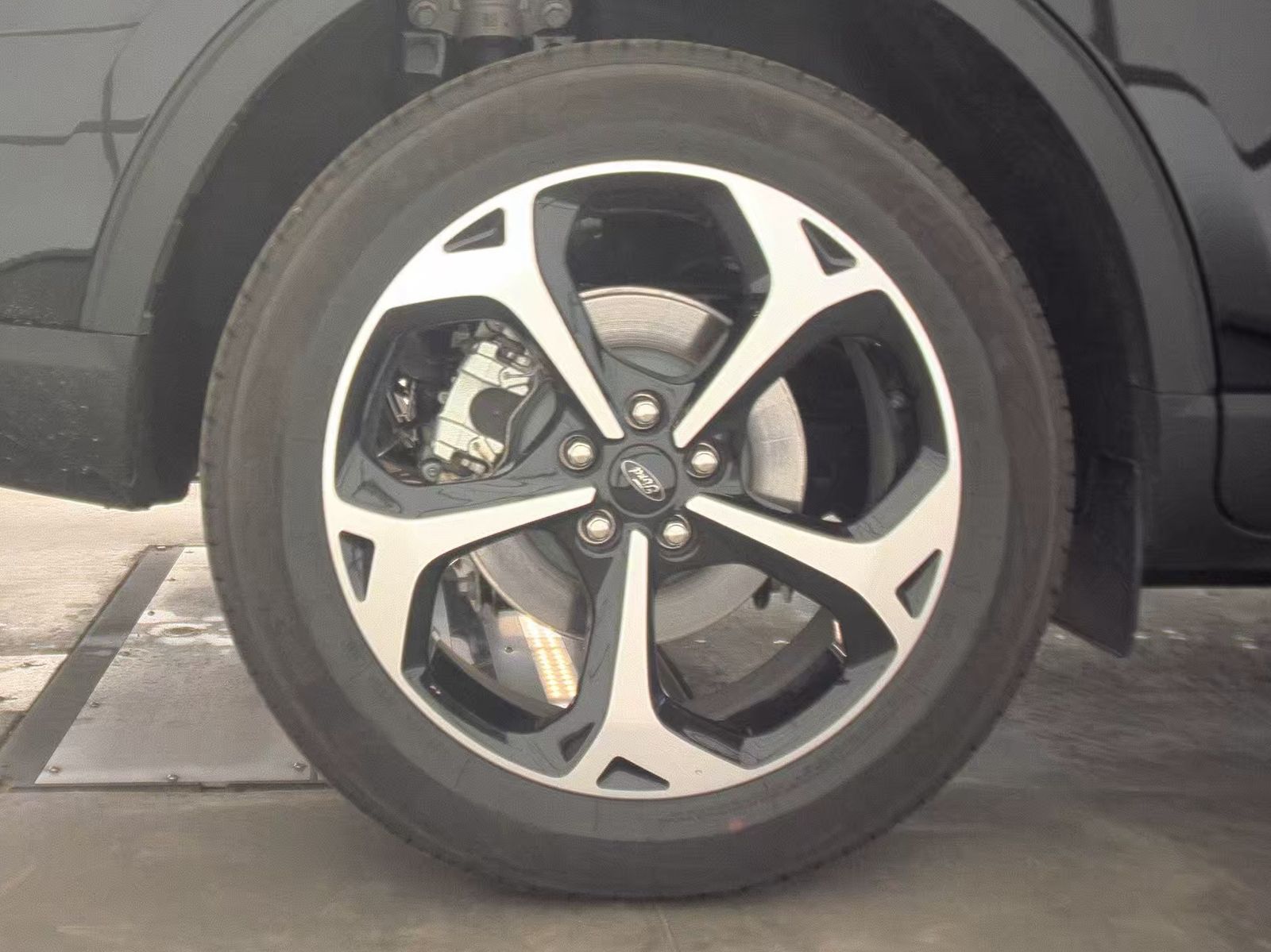 2025 Ford Escape Hybrid ST-Line Elite AWD