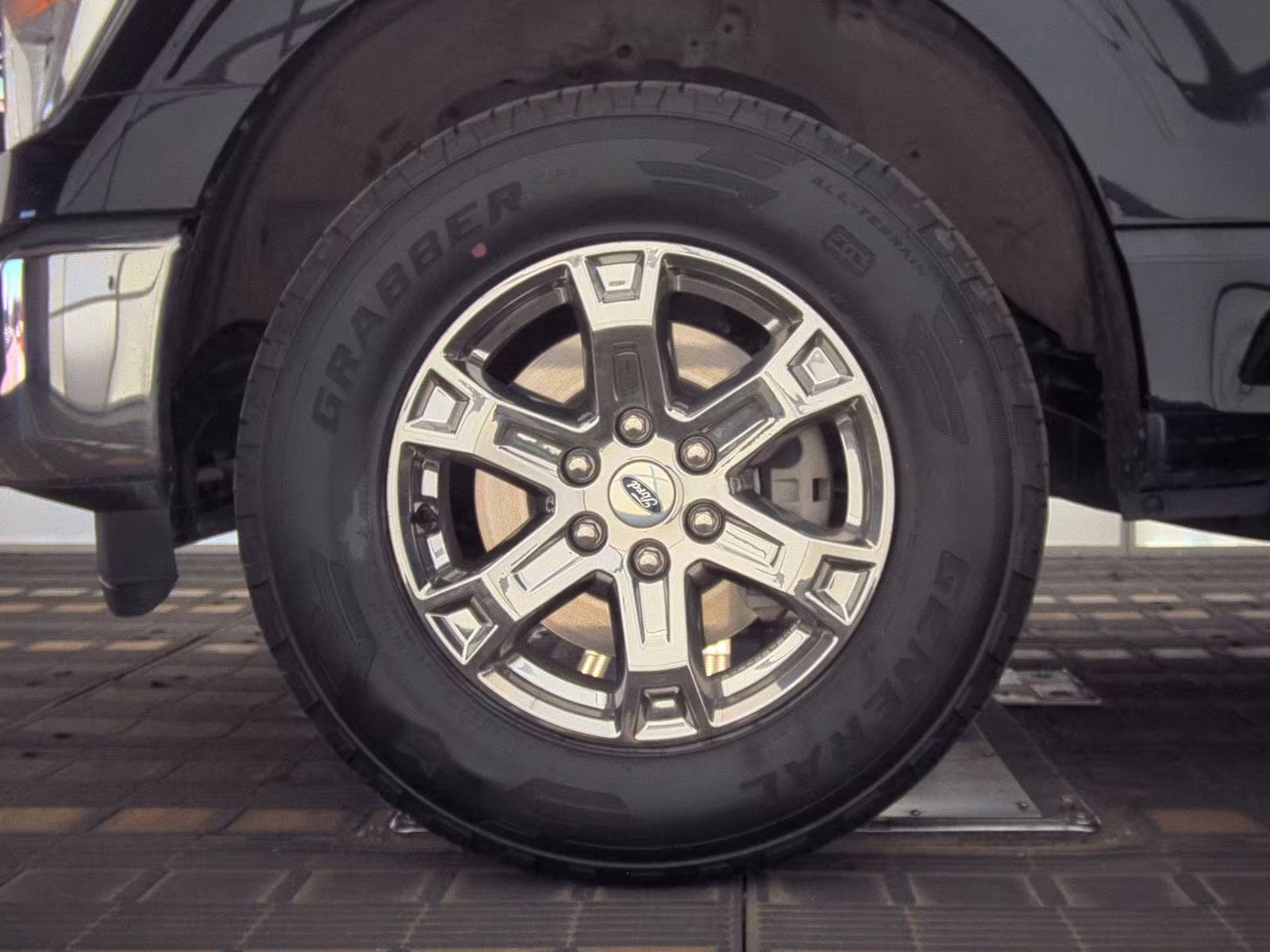 2023 Ford F-150 XLT AWD