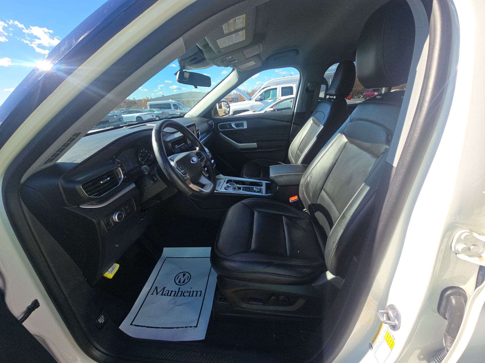 2022 Ford Explorer XLT AWD